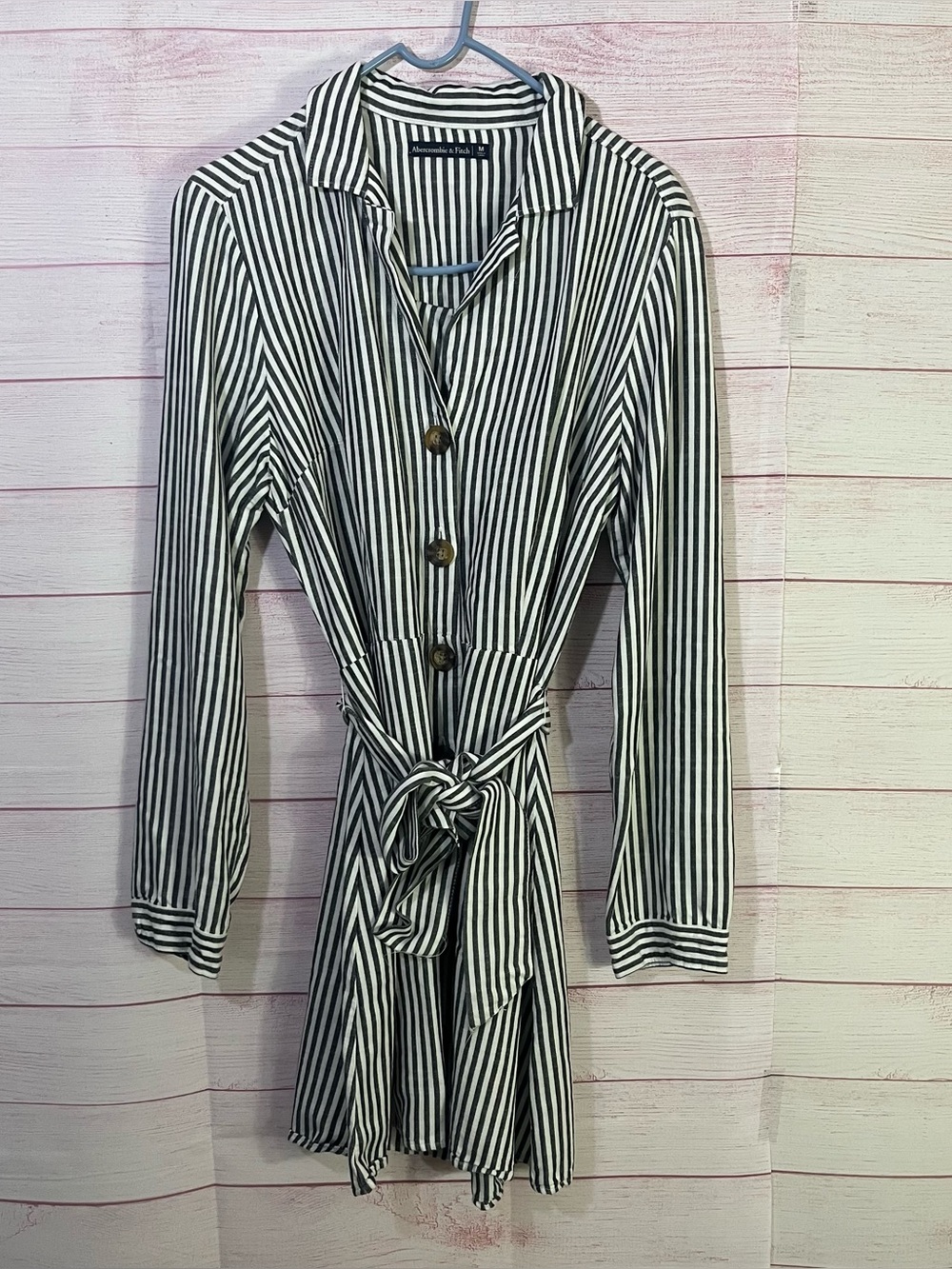 Abercrombie & Fitch Gray White Stripe Tie Waist Shirt Dress Size Medium